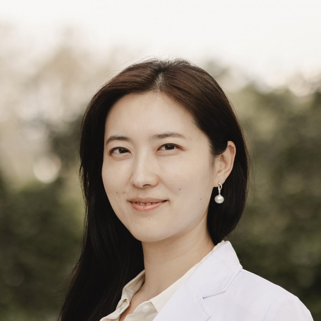 Professor Teng Grace Zhang